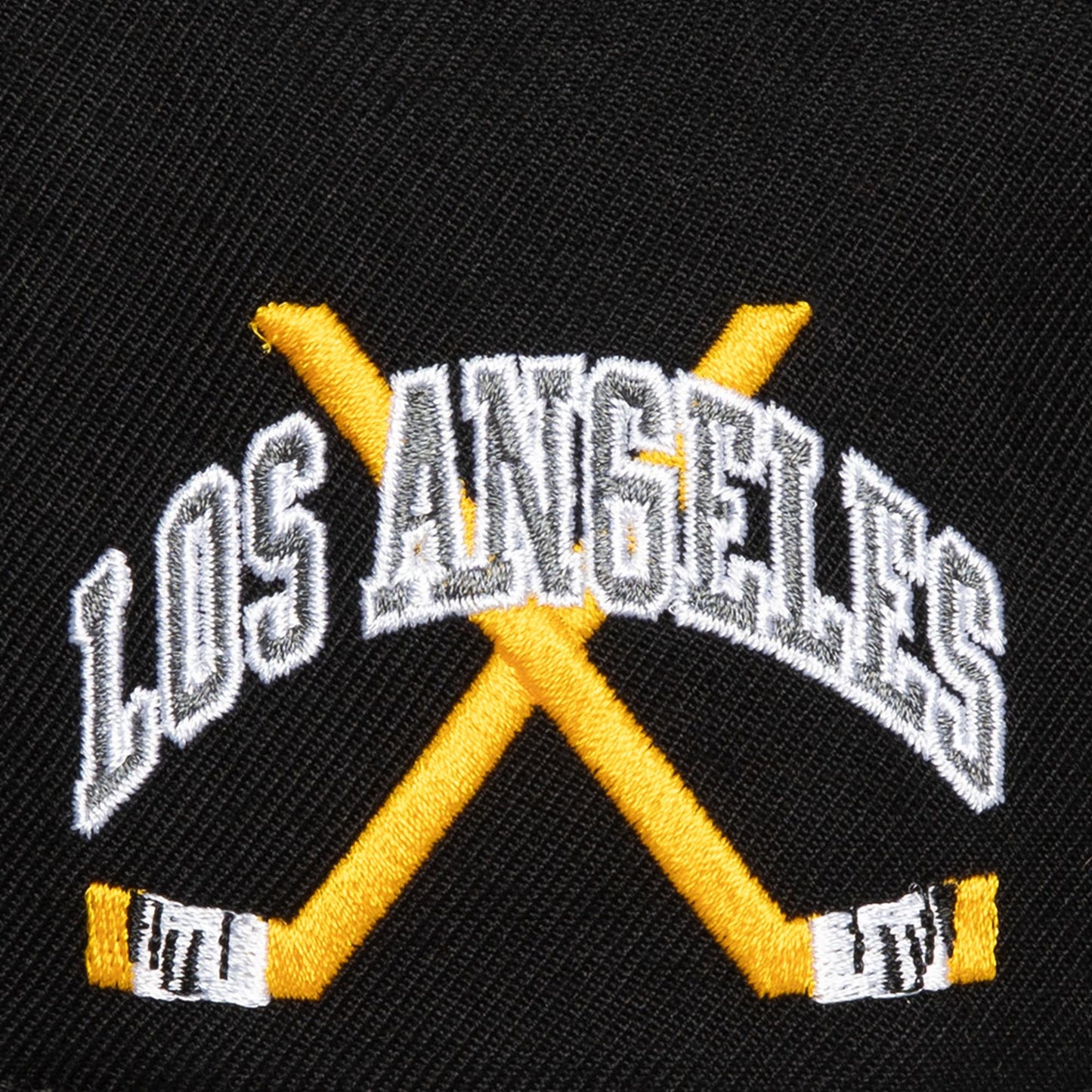 Just Don NHL Wave Script Pro Crown Strapback Hat Los Angeles Kings