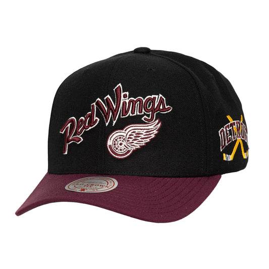 Just Don NHL Wave Script Pro Crown Strapback Hat Detroit Red Wings