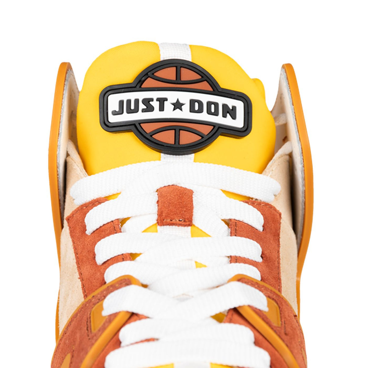 BASKETBALL COURTSIDE HI JUST DON